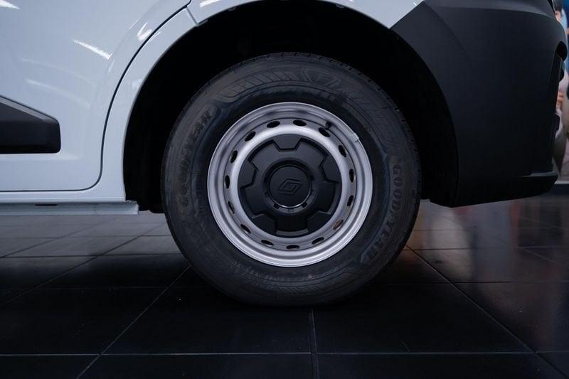 Renault Master MASTER TCS TA L3 T35 RS Blue dCi 150 EVIE BOXATO CON PORTA LATERALE E SPOILE 4225X2200 H2325 CON PED