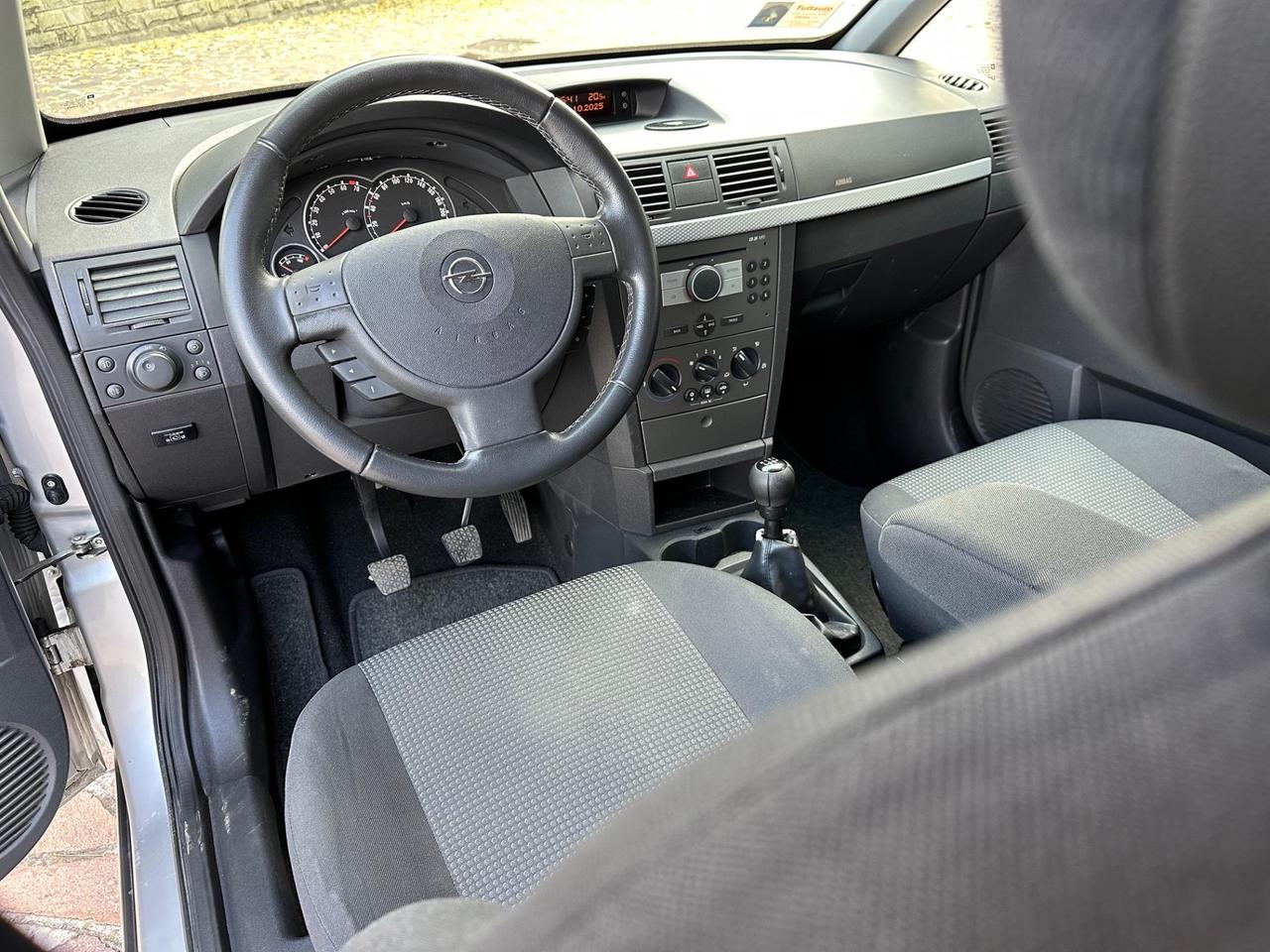 Opel Meriva 1.4 16V GPL-TECH Club