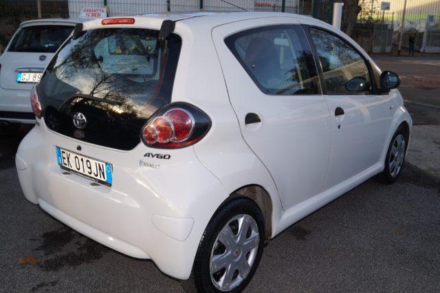 TOYOTA Aygo 1.0 12V VVT-i 5 porte Deep Ocean Connect