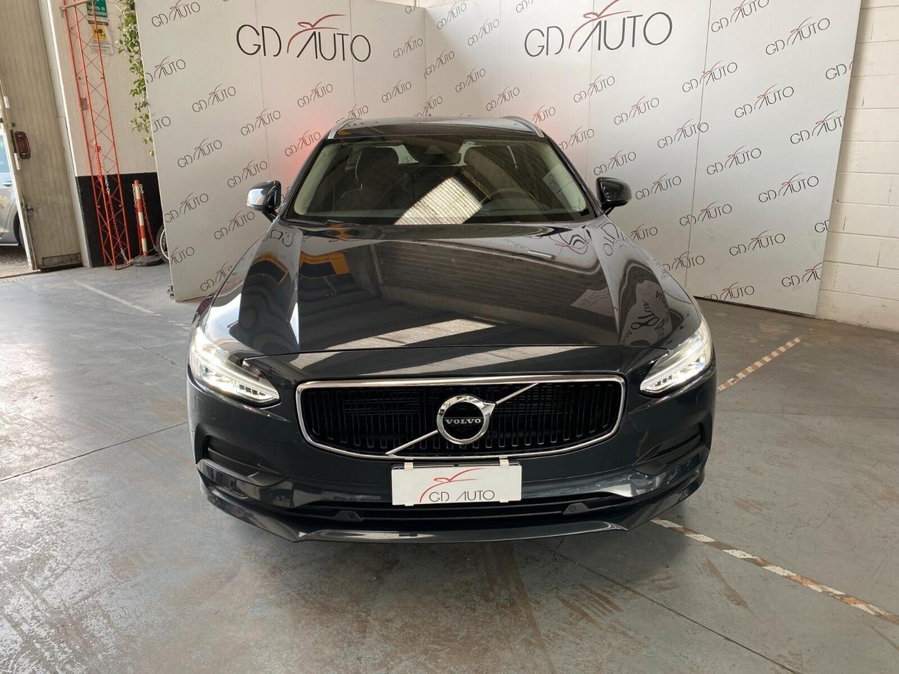 Volvo V90 D5 AWD Geartronic Momentum