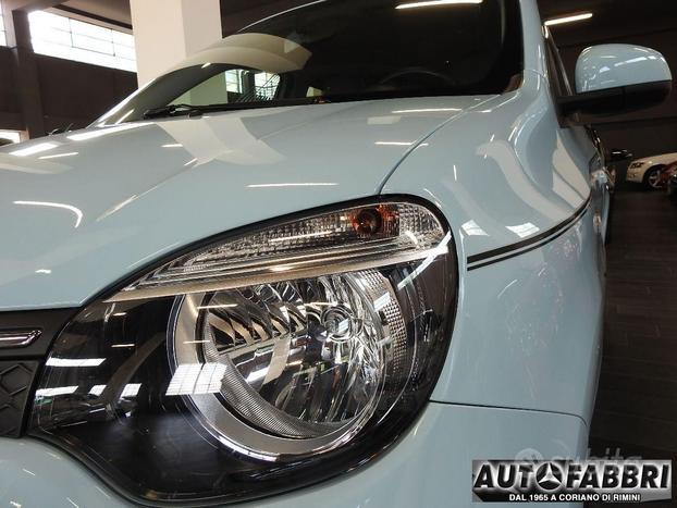 RENAULT - Twingo - SCe Duel2 MMI System Pdc Design