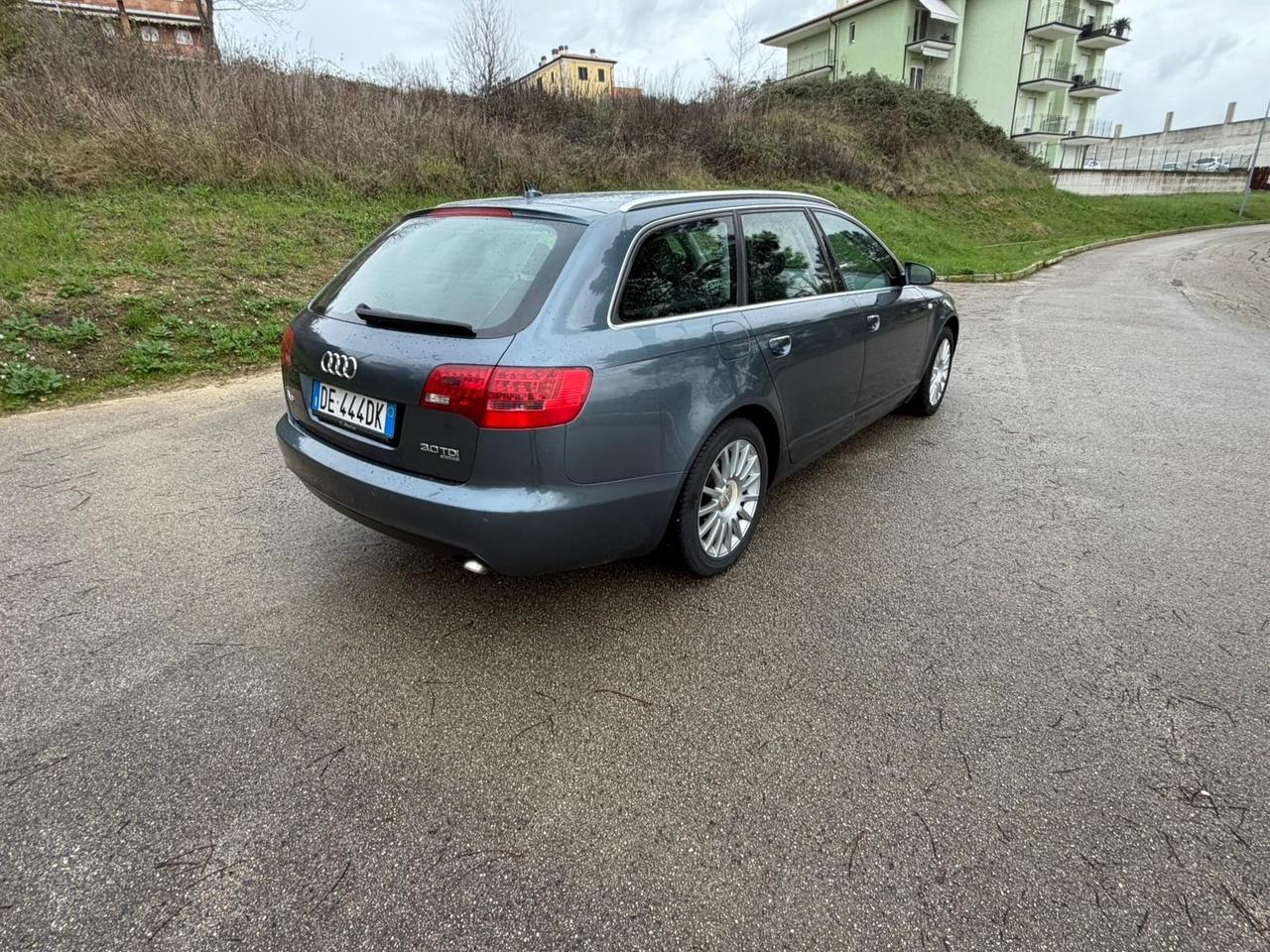 Audi A6 Avant 3.0 V6 TDI quattro