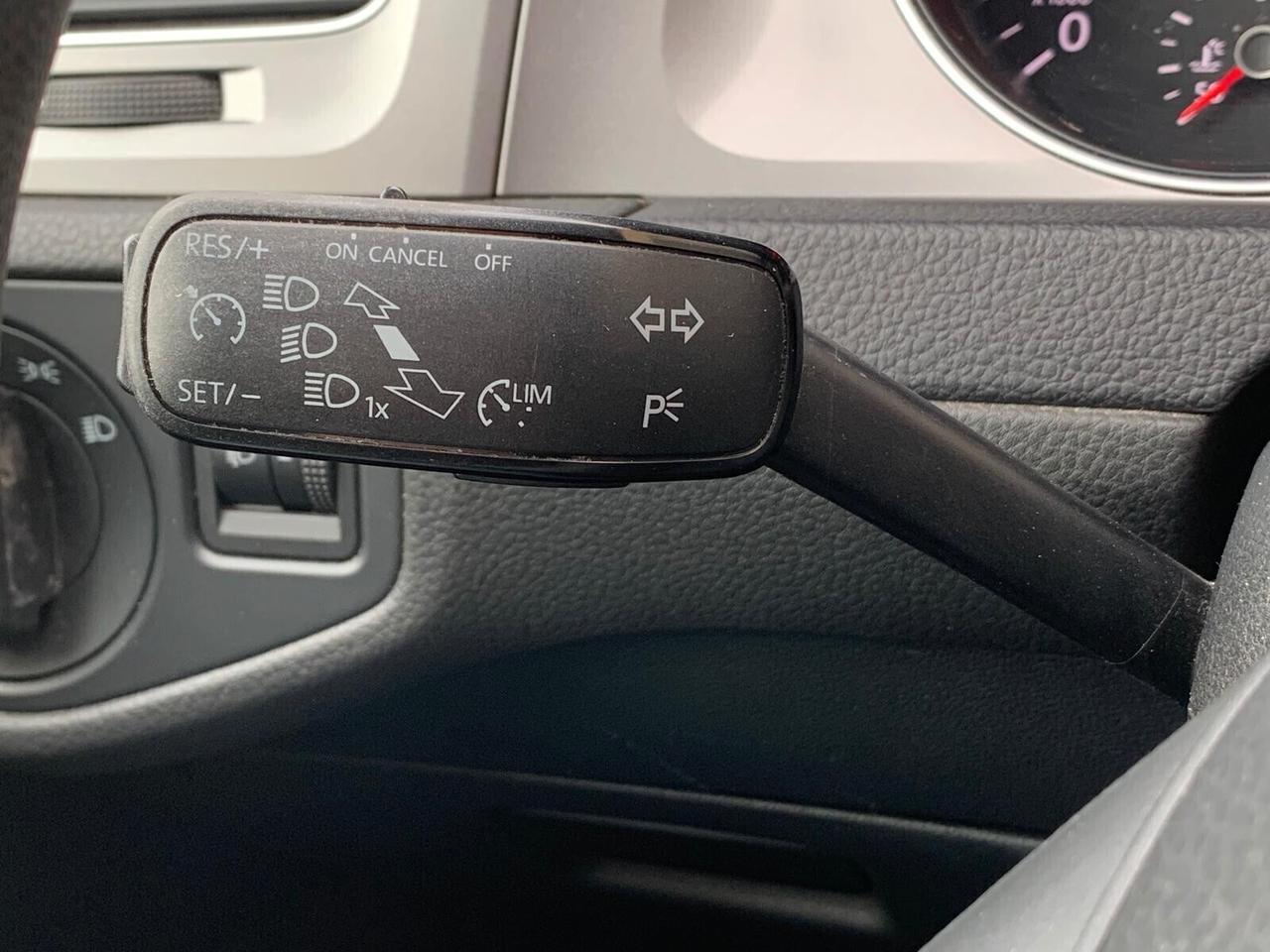 Volkswagen Golf VII 1.6 TDI 90 CV Neopat. Unicoprop.