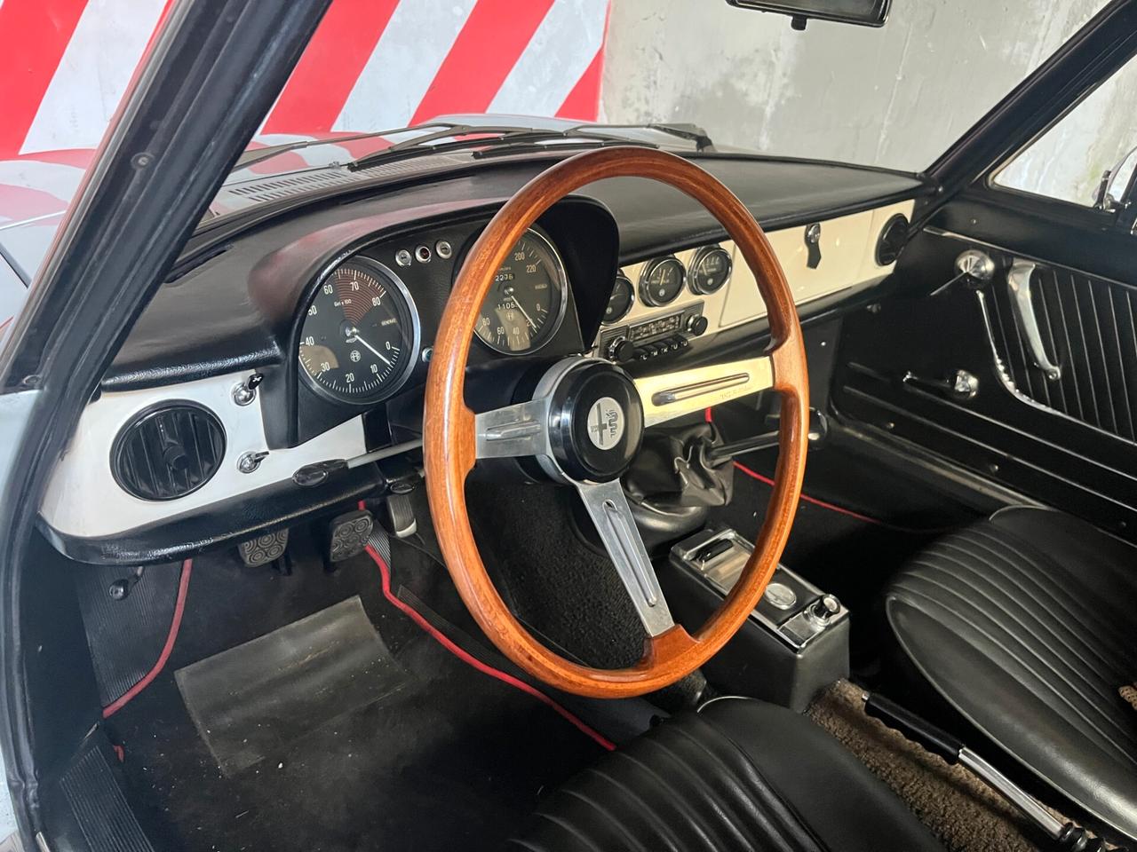 Alfa Romeo Spider 1750 Osso di seppia