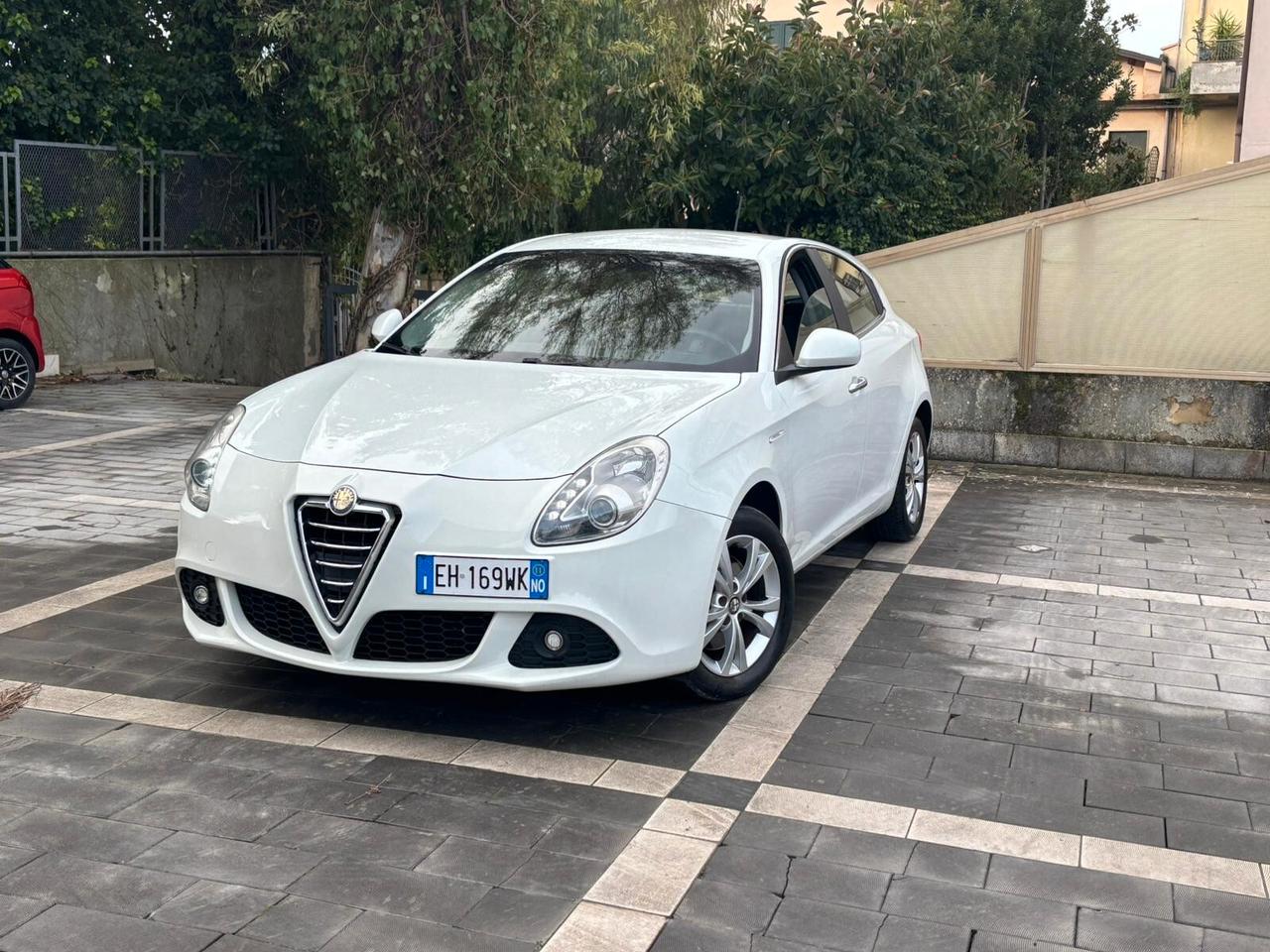 Alfa Romeo Giulietta 2.0 JTDm-2 140 CV Exclusive
