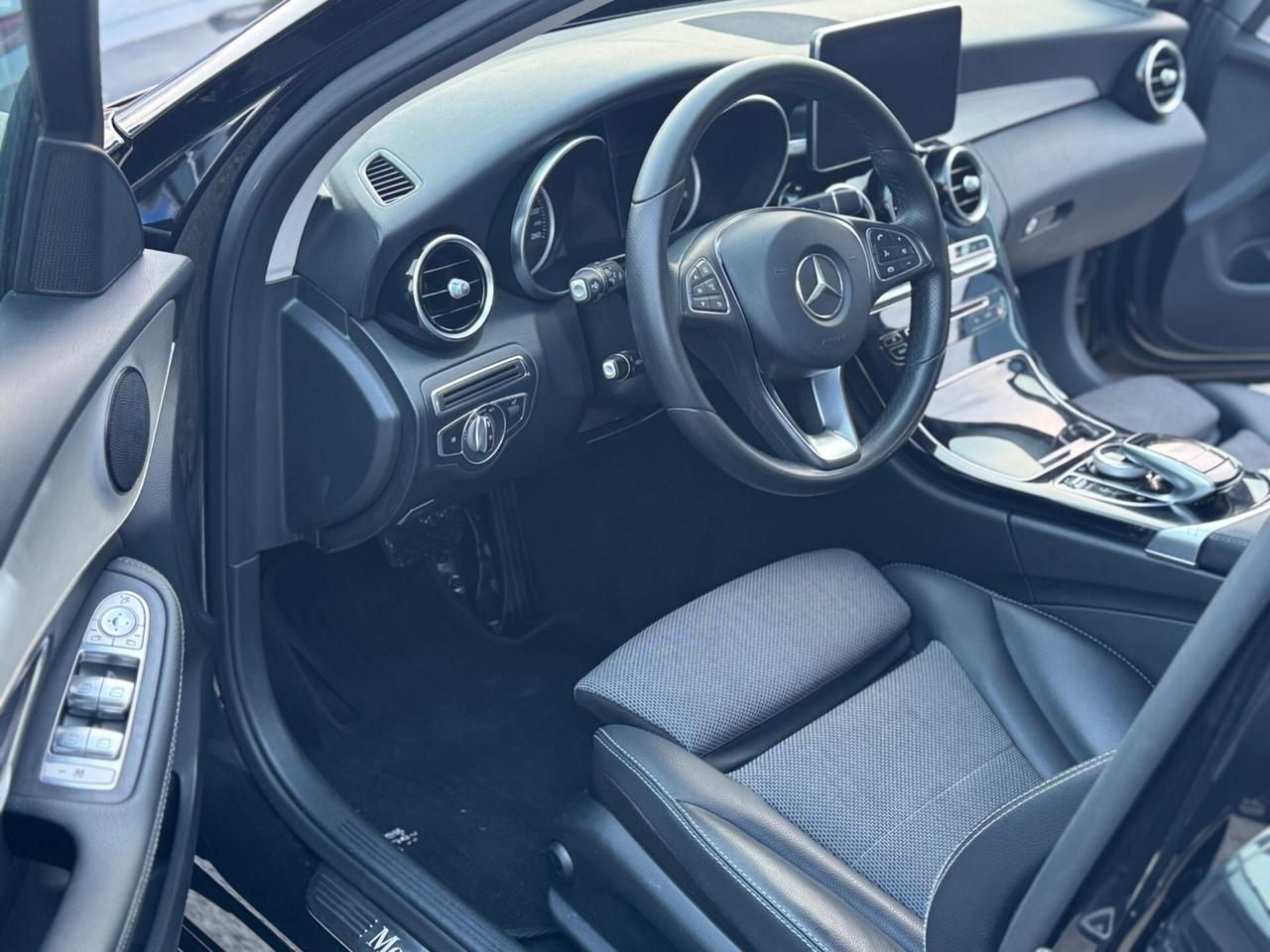 Mercedes-benz C 220 Automatico AMG LINE !