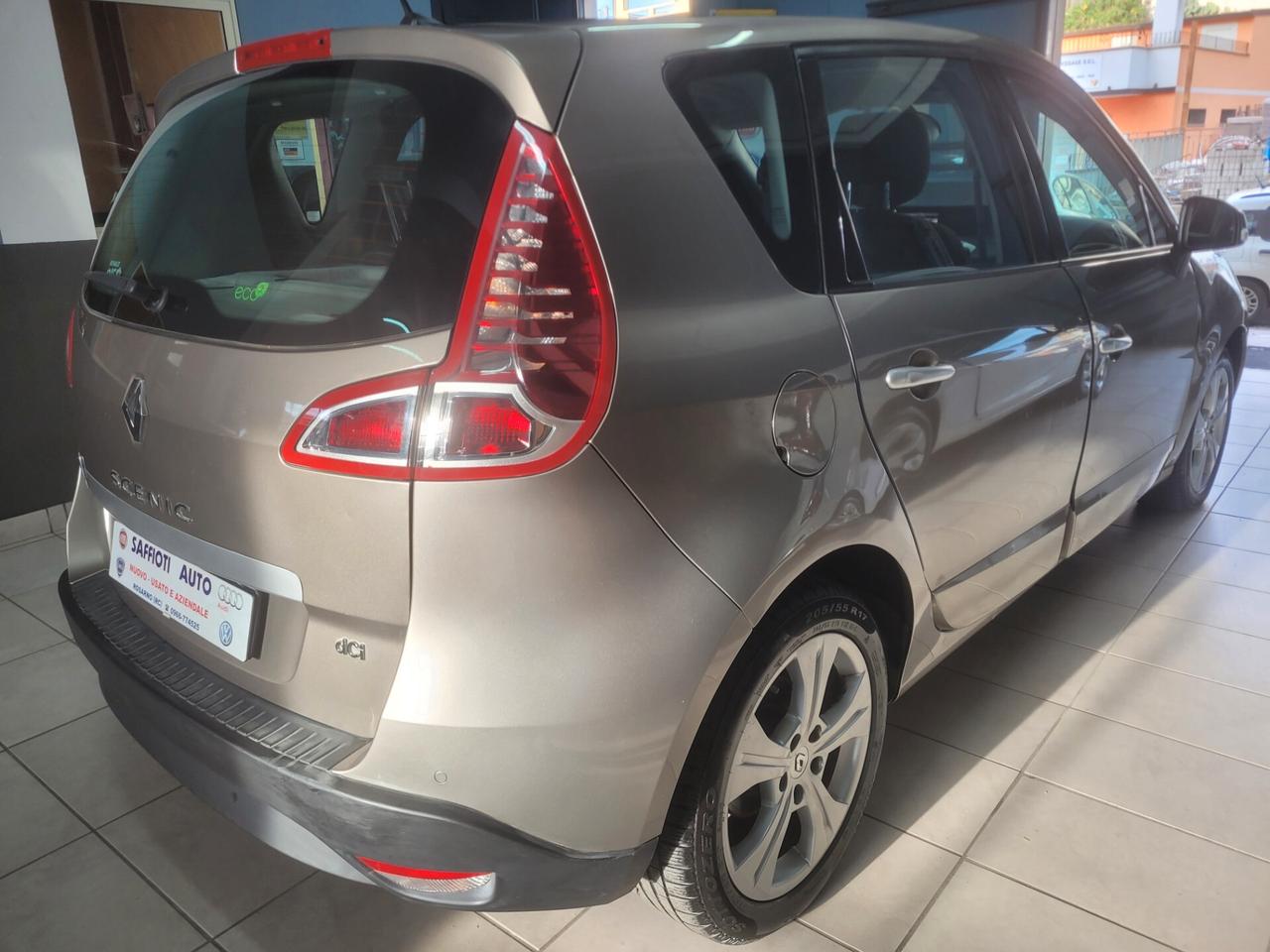 Renault Scenic Scénic 1.9 dCi 130CV Luxe