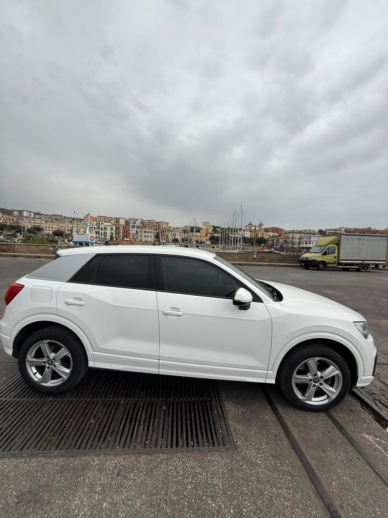 Audi Q2 1.6 TDI S tronic Business CAMBIO AUTOMATICO 3336121884