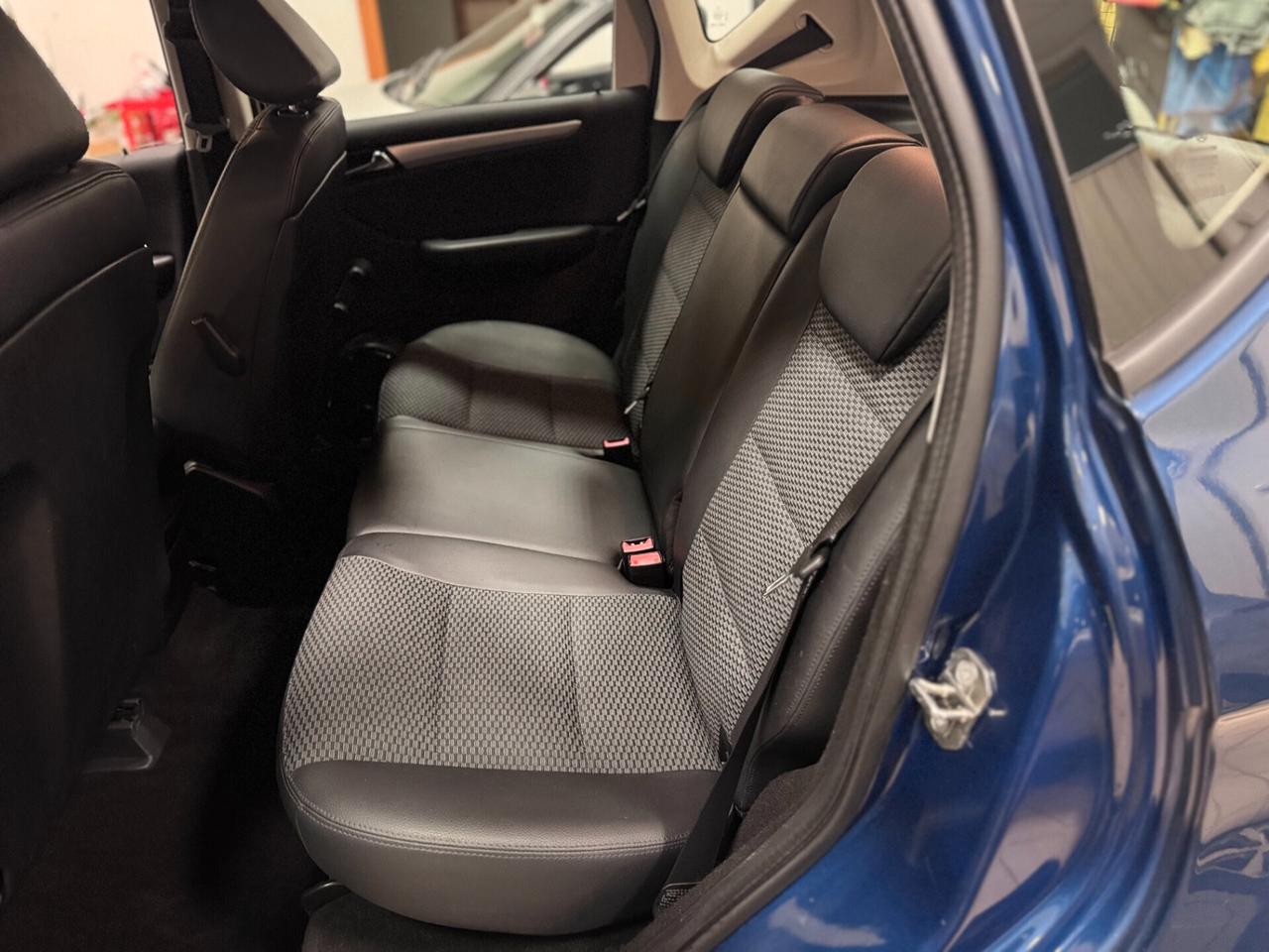 Mercedes-benz A 160 BlueEFFICIENCY Elegance