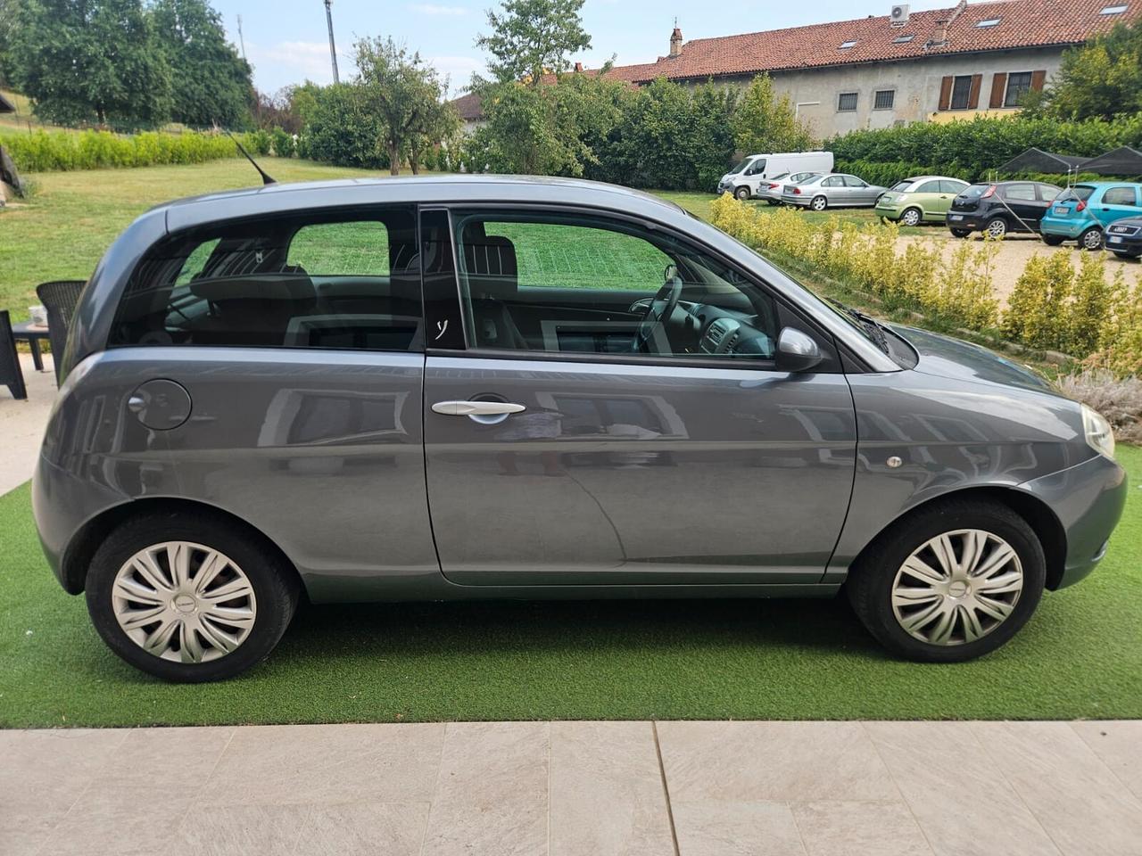 Lancia Ypsilon 1.2 Oro