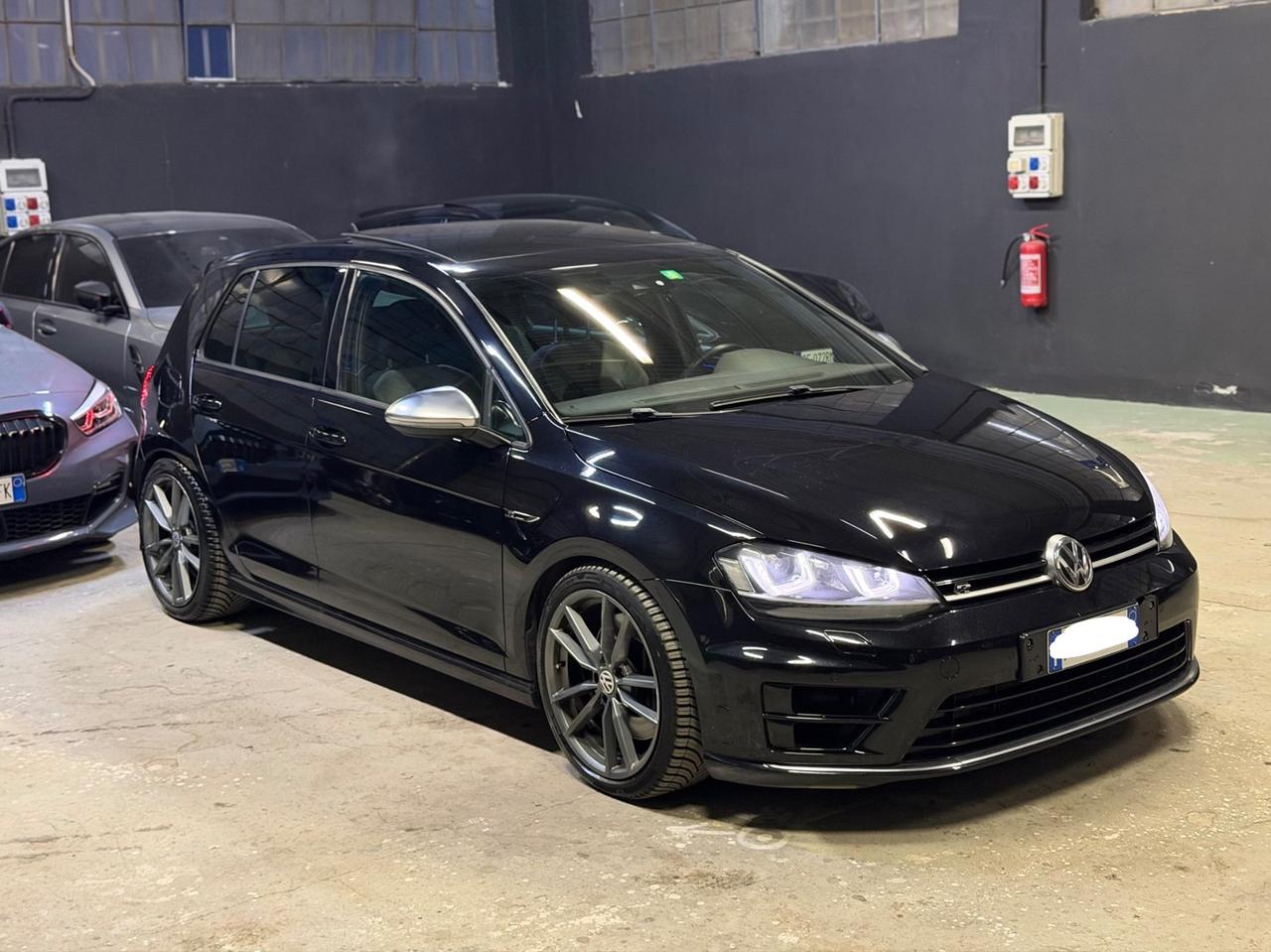 Volkswagen Golf R 2.0 5p.