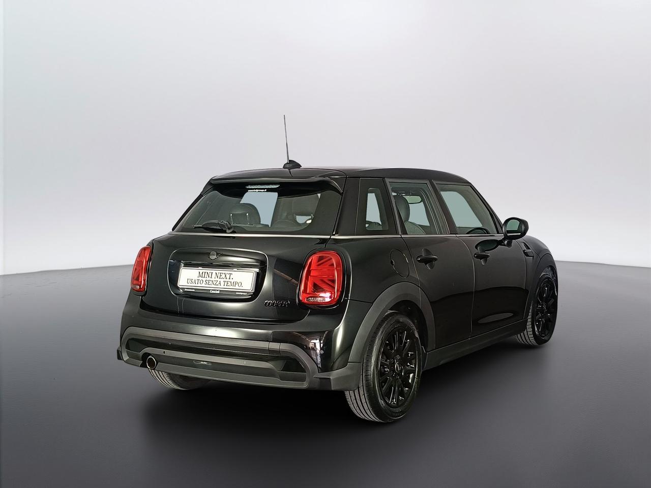 MINI Mini IV F55 2021 5p - Mini 5p 1.5 Cooper Classic auto