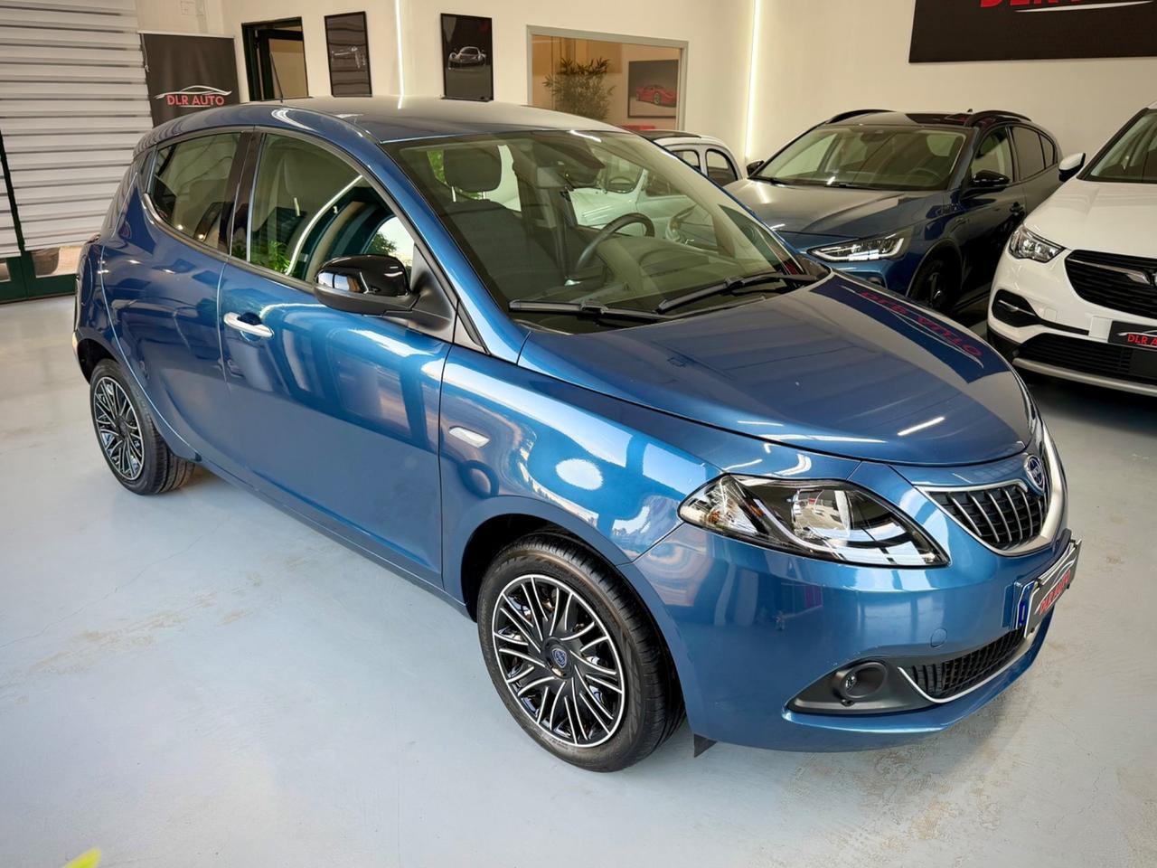Lancia Ypsilon 1.0 FireFly 5 porte S&S Hybrid Gold