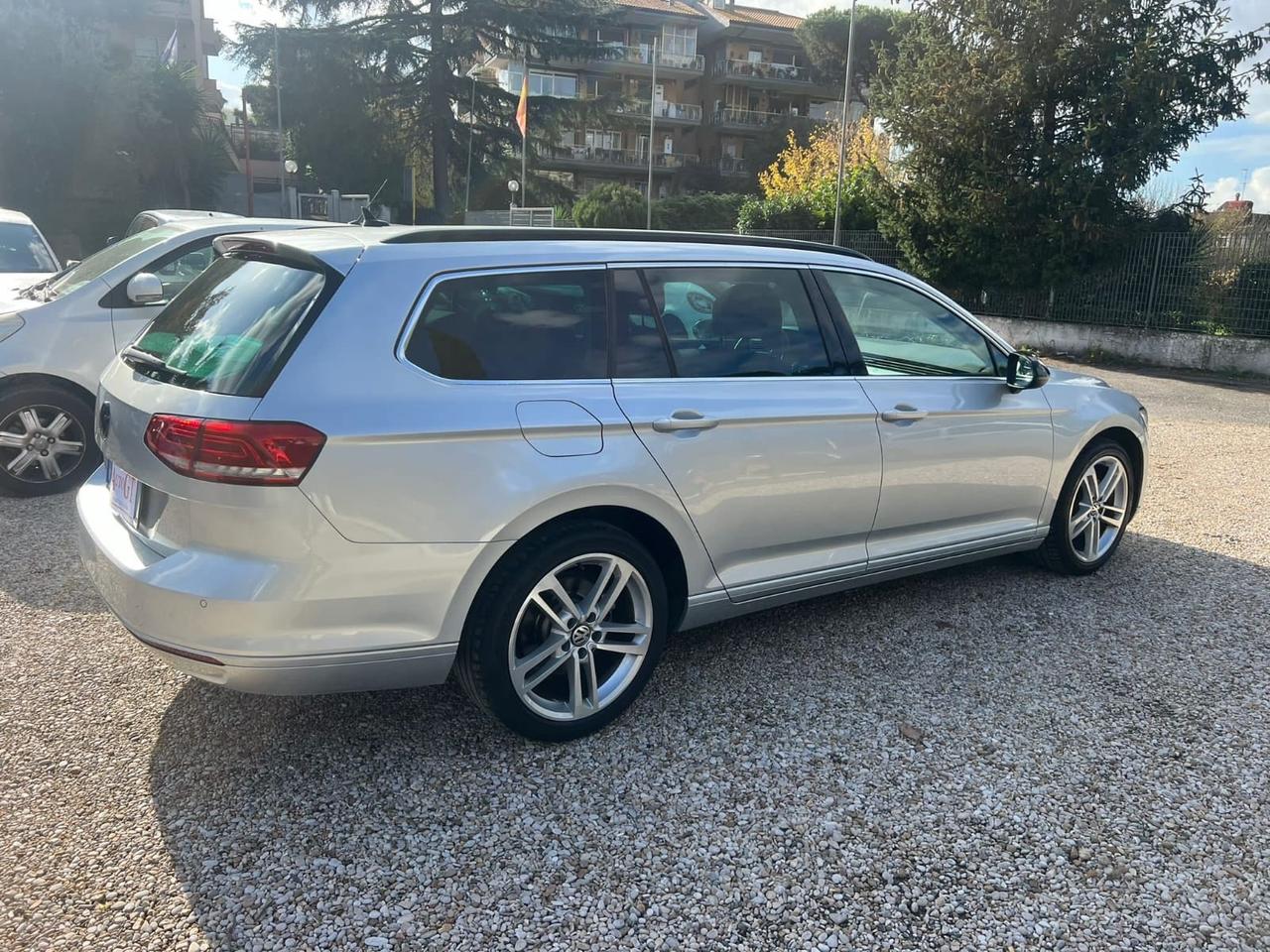 Volkswagen Passat Variant 2.0 TDI DSG Comfortline BlueMotion Technology