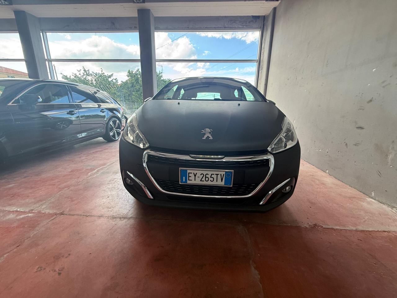 Peugeot 208 PureTech 82 5 porte Allure serie limitata