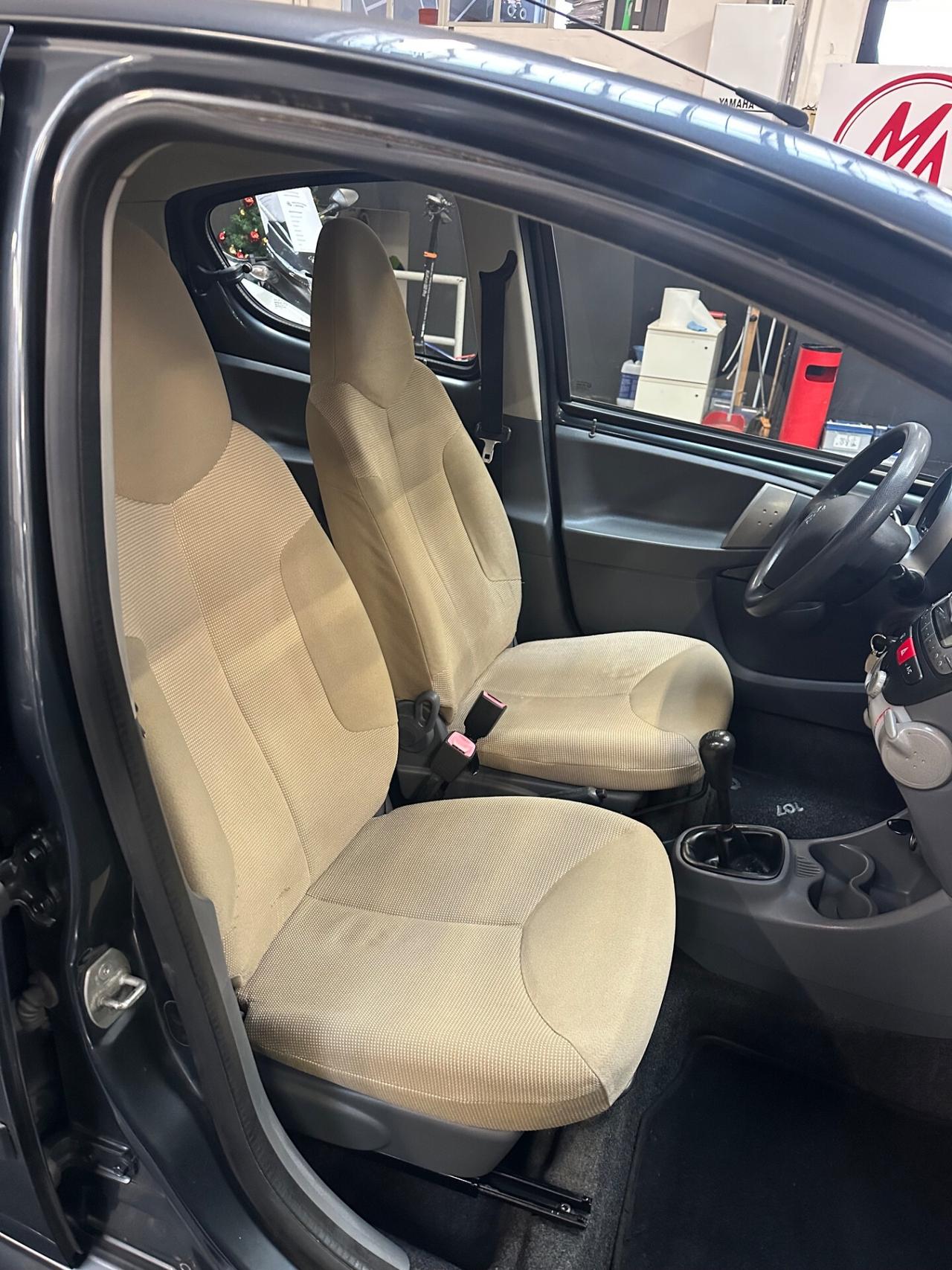 Peugeot 107 Sweet years