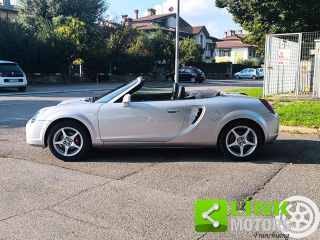 TOYOTA MR 2 1.8i 16V