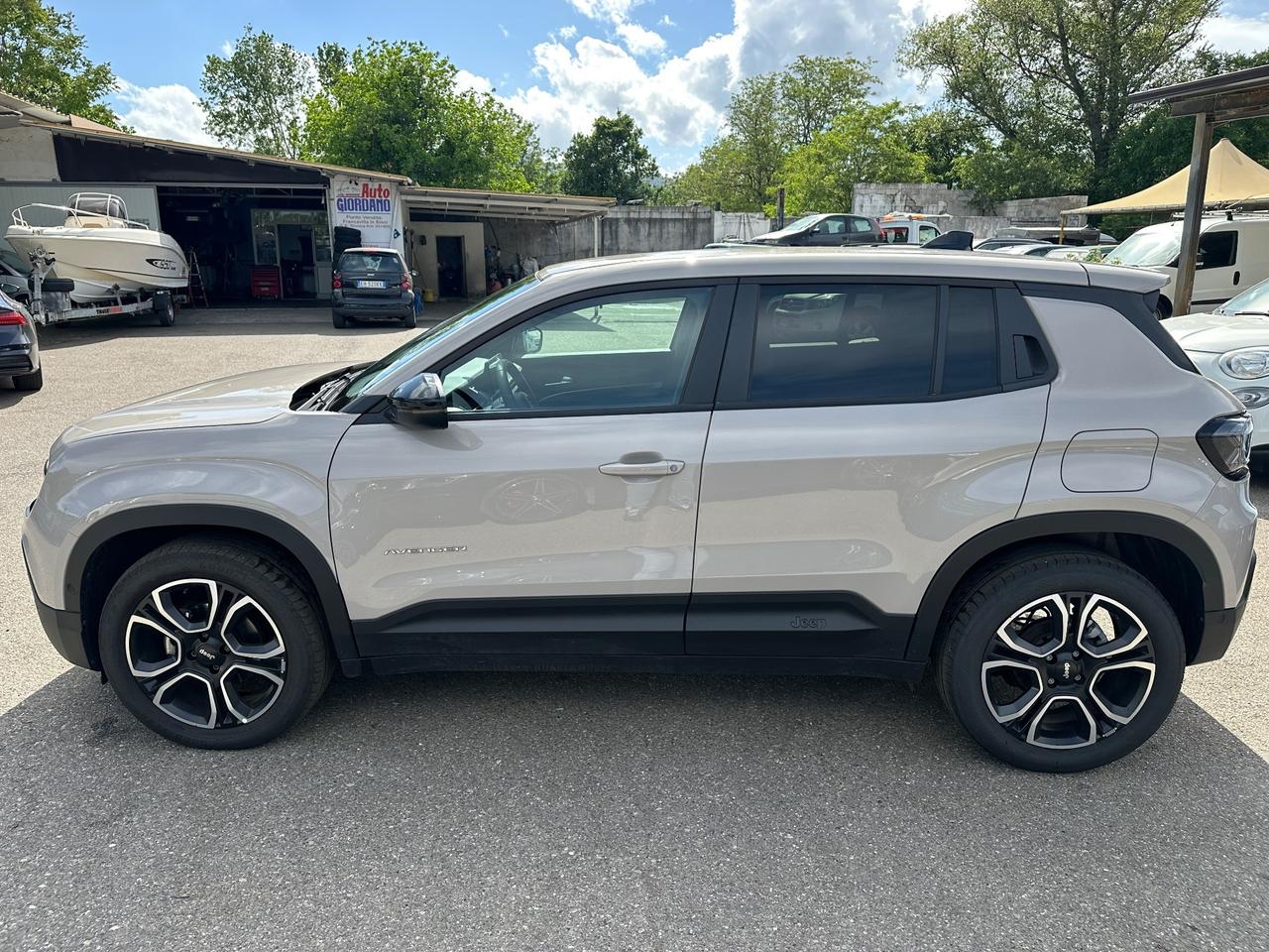 Jeep Avenger 1.2 Turbo 100 CV Summit