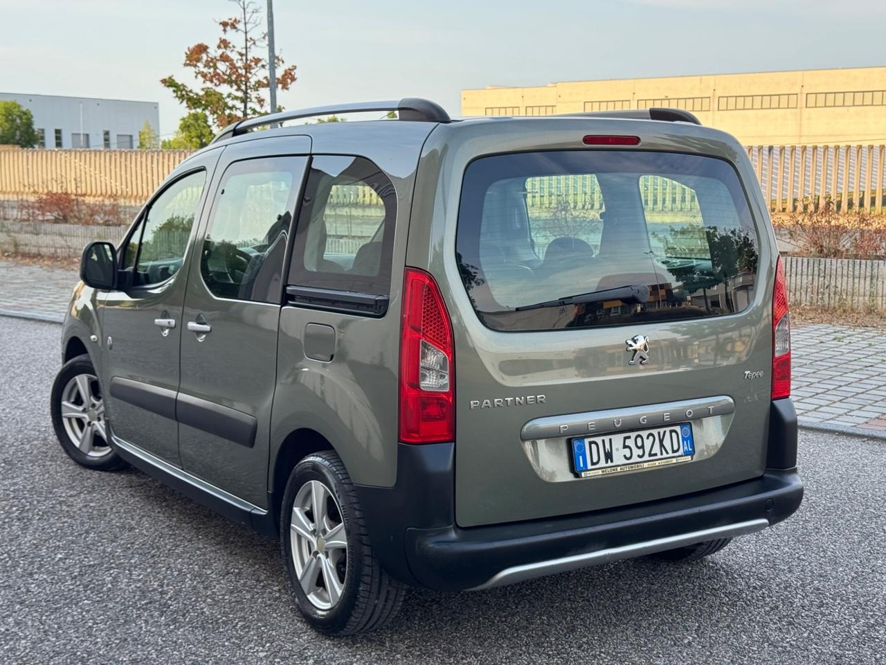 Peugeot Partner Tepee 1.6 HDi 90CV Outdoor