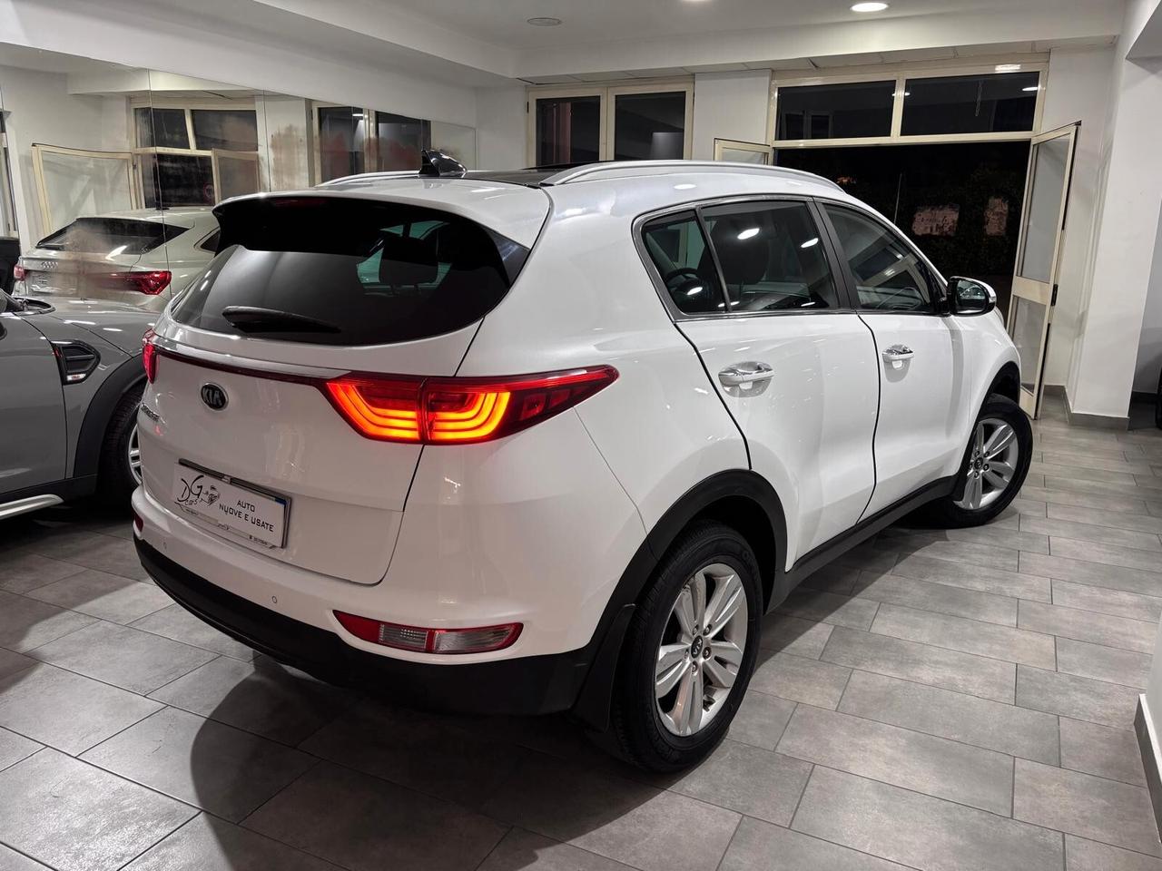 KIA SPORTAGE 1.7 CRDI HIGH TECH STOP&GO 2WD TETTO-NAVI-RETRO