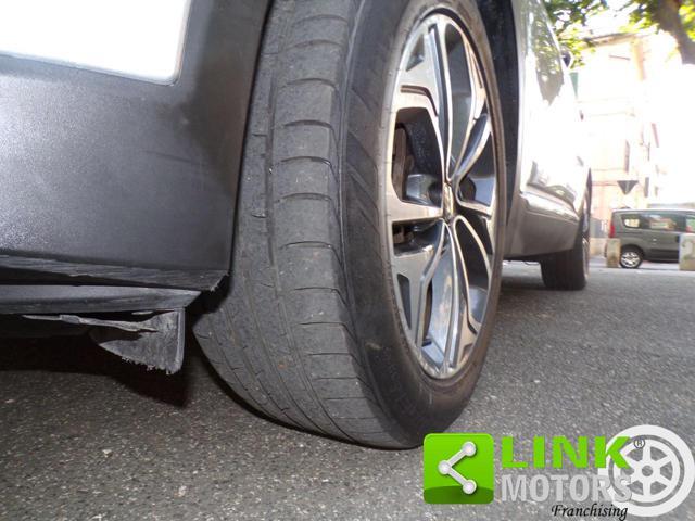 HYUNDAI Santa Fe 2.2 CRDi 4WD A/T 7 posti Xprime con Garanzia