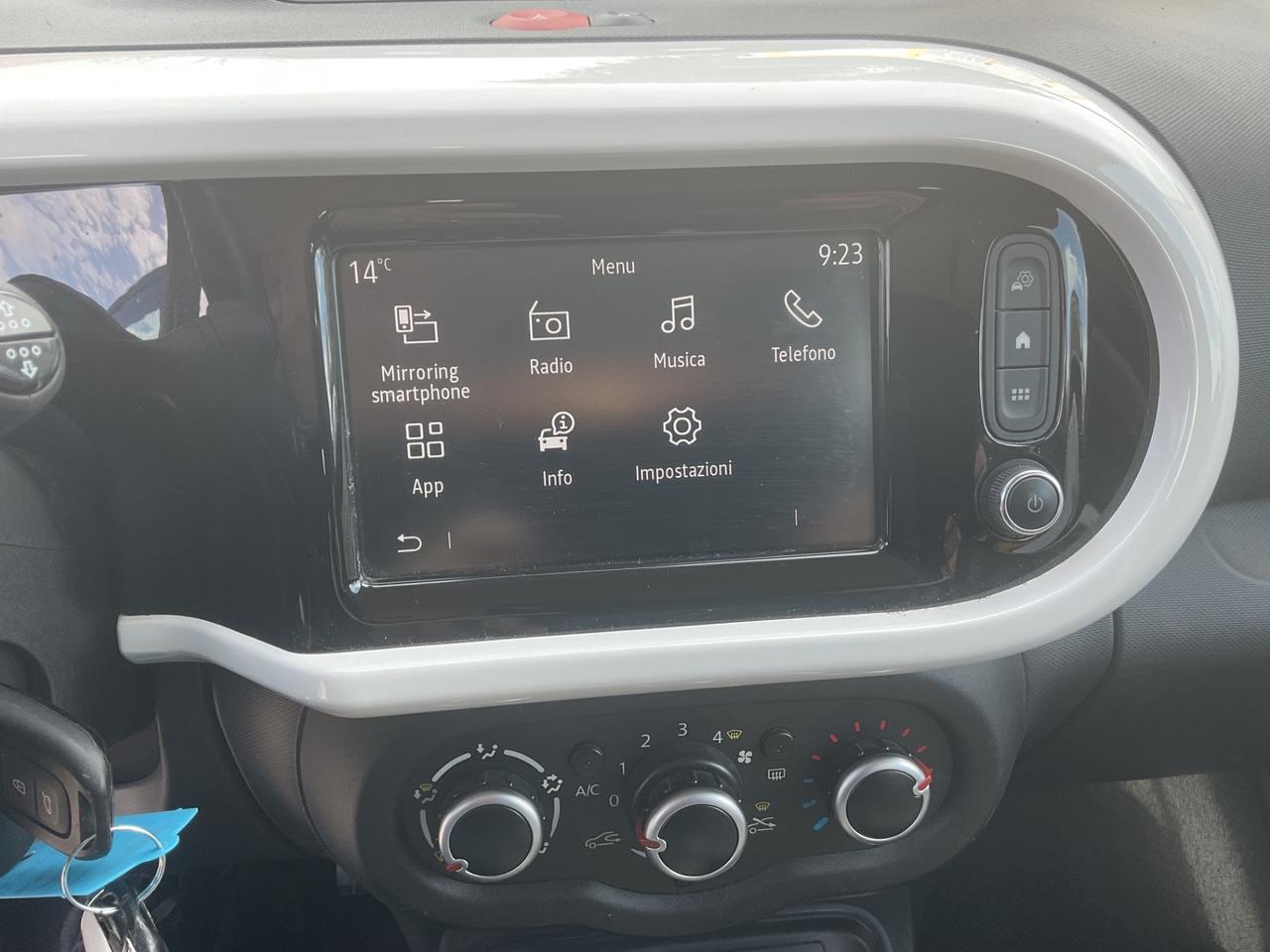 Renault Twingo TCe 95 CV EDC Duel2