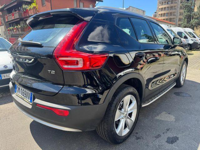VOLVO XC40 T2 automatico Core (AUTOCARRO N1)
