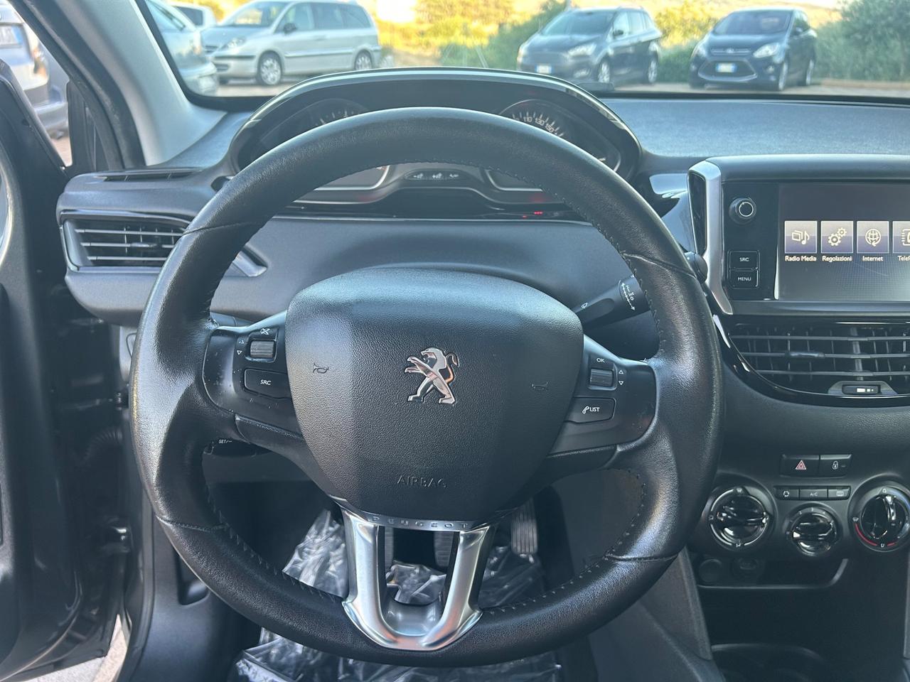 Peugeot 208 BlueHDi 75 5 porte Allure