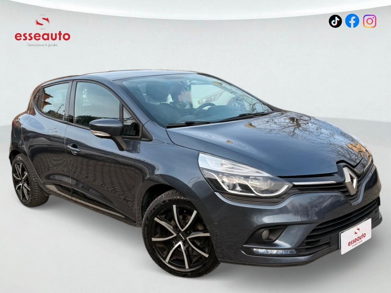 Renault Clio dCi 8V 75 CV 5 porte Moschino Intens