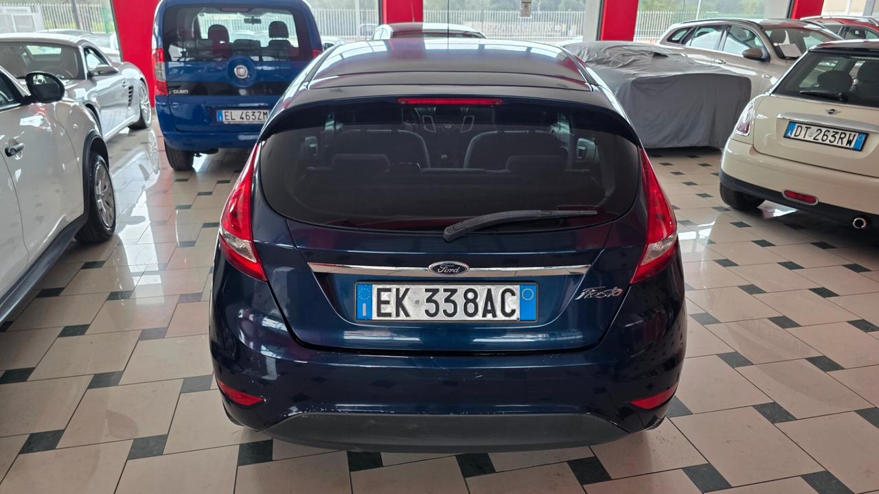 Ford Fiesta 1.4 TDCi 5p. Titanium