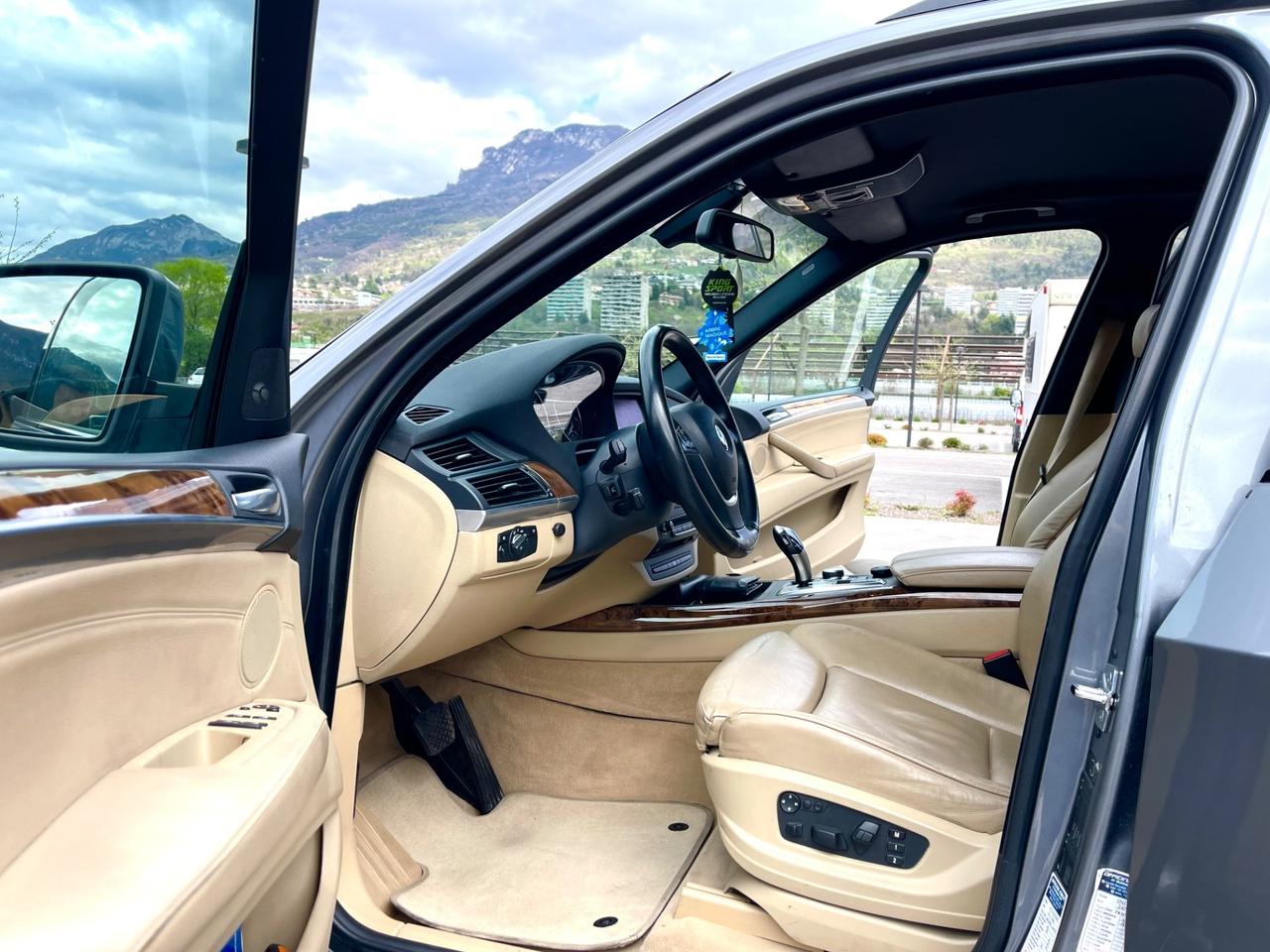Bmw X5 3.0d 235cv ,,IMMACOLATA” 7 posti Gancio 3500kg