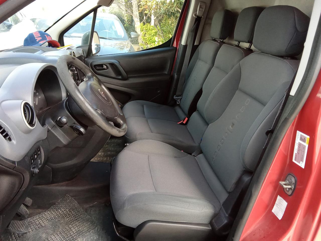 Peugeot Berlingo BlueHDi 100 S&S Van 3 posti Club