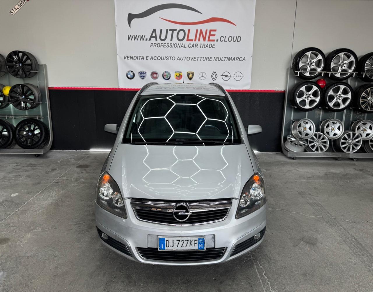 Opel Zafira 1.9 CDTI 7POSIT 120CV ADATTA NEOPATENTATI