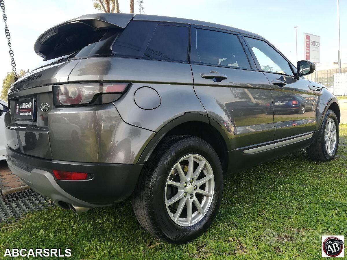 LAND ROVER - Range Rover Evoque - 2.2 SD4 5p. Pure