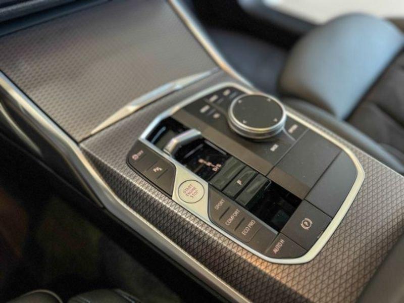 BMW Serie 3 320d 48V xDrive Touring Msport Tetto 18" Live cockpit