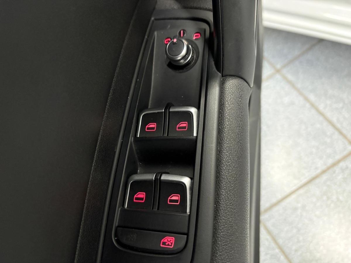 AUDI A1 1.4 TDI ultra S tronic Metal plus LED/ PELLE/ NAVIGATORE