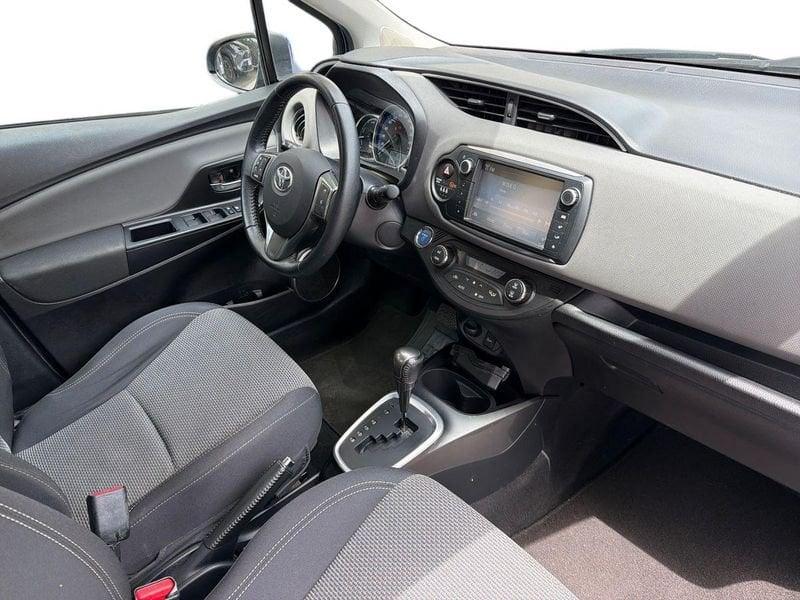 Toyota Yaris Yaris 5p 1.5h Active my16