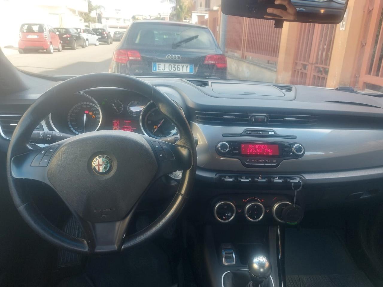 Alfa Romeo Giulietta 1.6 JTD 105 CV