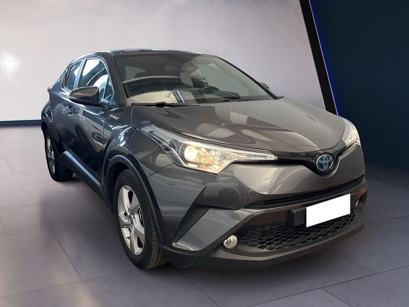 Toyota C-HR I 2016 1.8h Active 2wd e-cvt