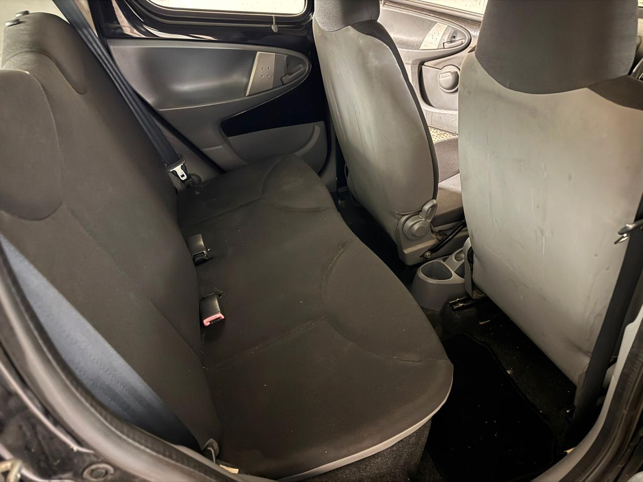 Toyota Aygo 1.0 12V VVT-i 5 porte Sol