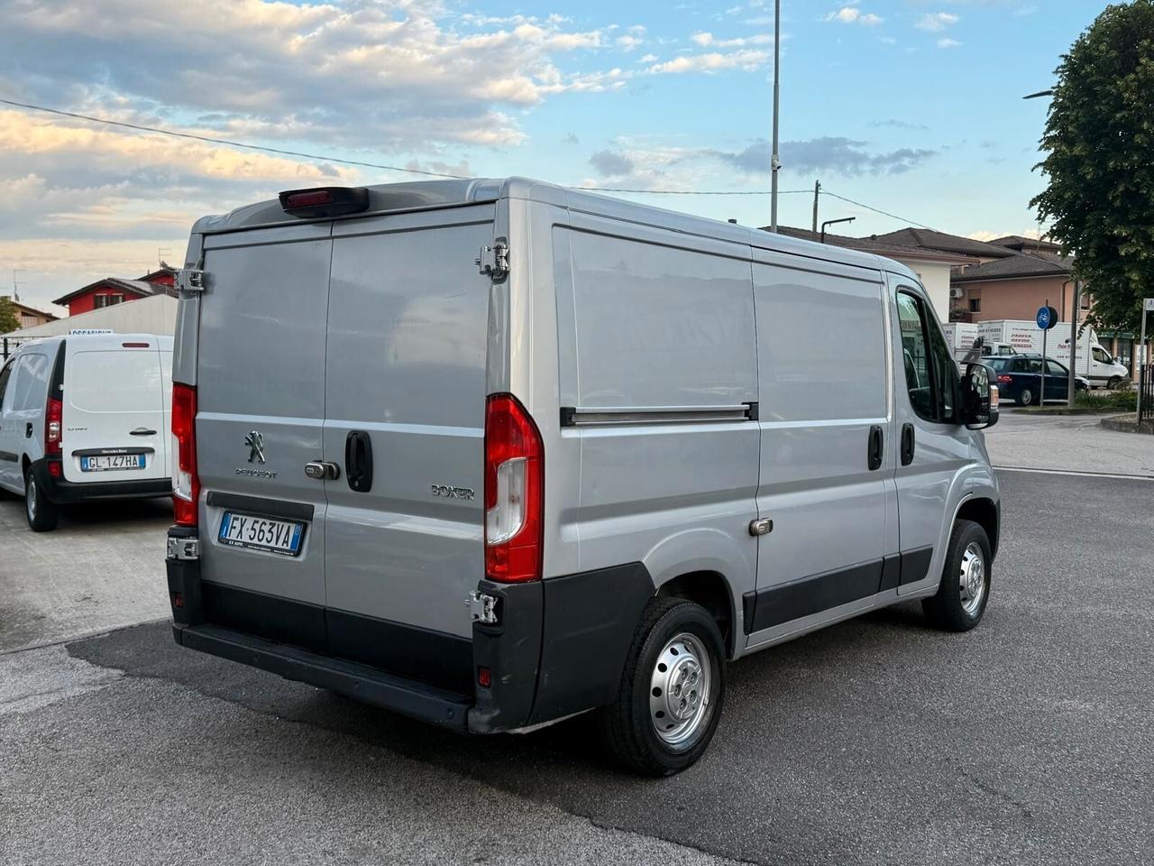 Peugeot Boxer 2.0 Blue-HDi 330 L1H1 Pro BlueHDi DUCATO /BOXER / JAMPER