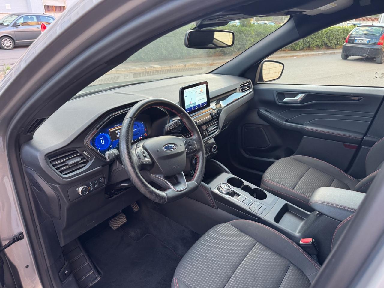 Ford Kuga 1.5 TDCI 120 CV ST-Line AUTO