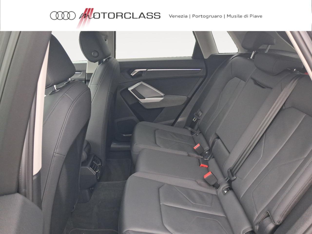 Audi Q3 35 1.5 tfsi mhev s line edition s tronic