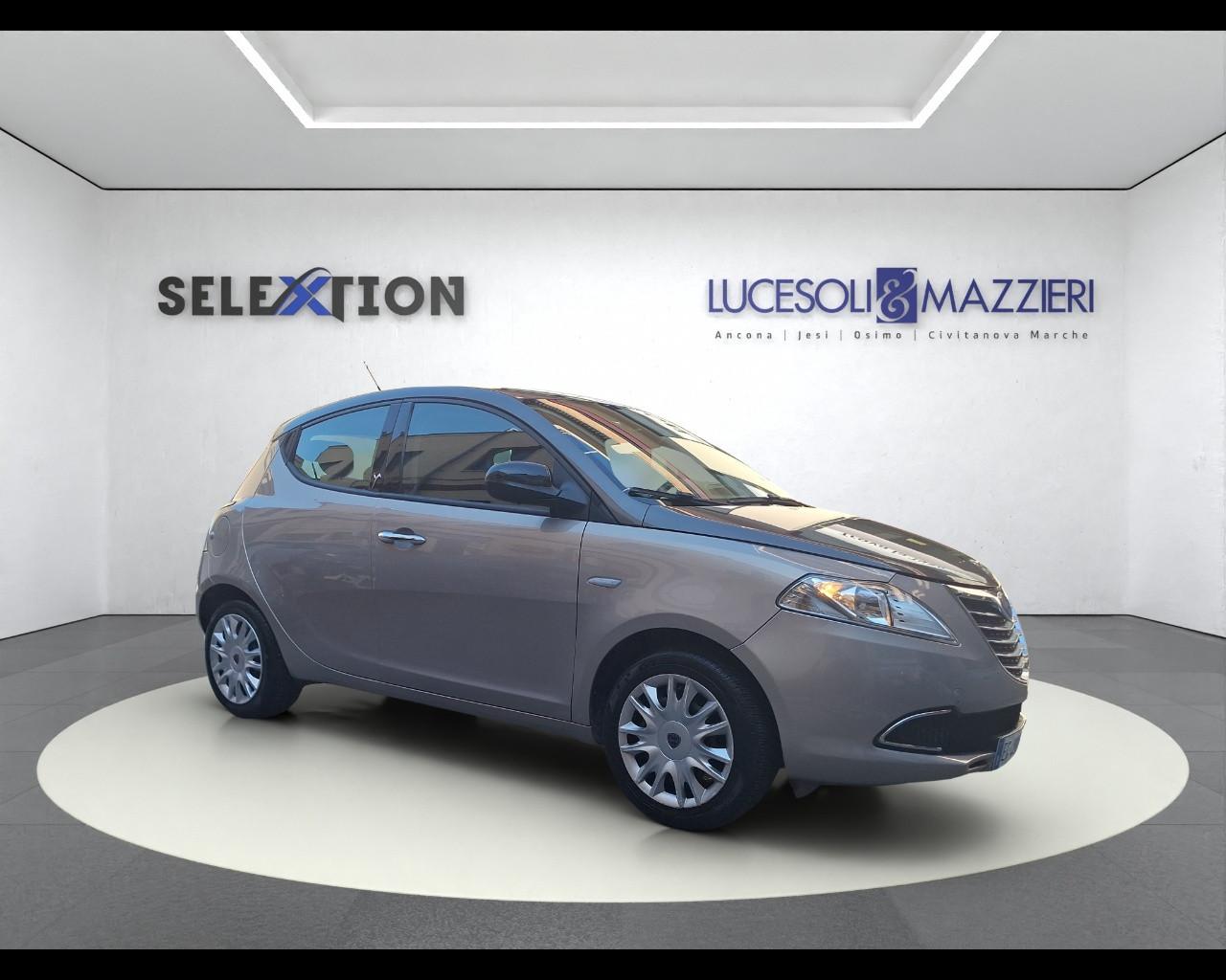 LANCIA Ypsilon 3ª serie - Ypsilon 1.2 69 CV 5 porte S&S Gold