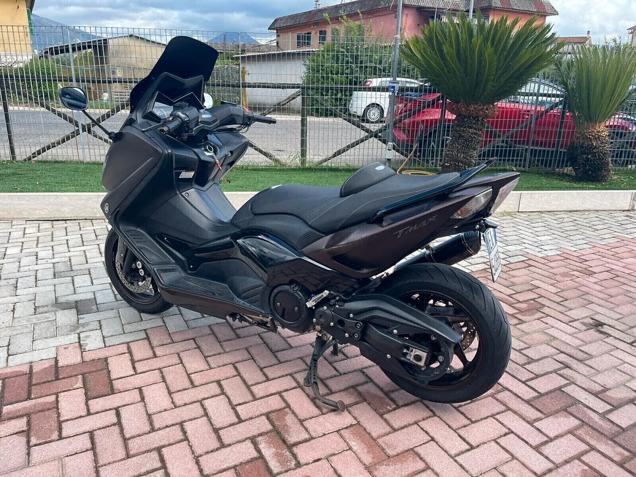 Yamaha T-Max 530 Bronze Max