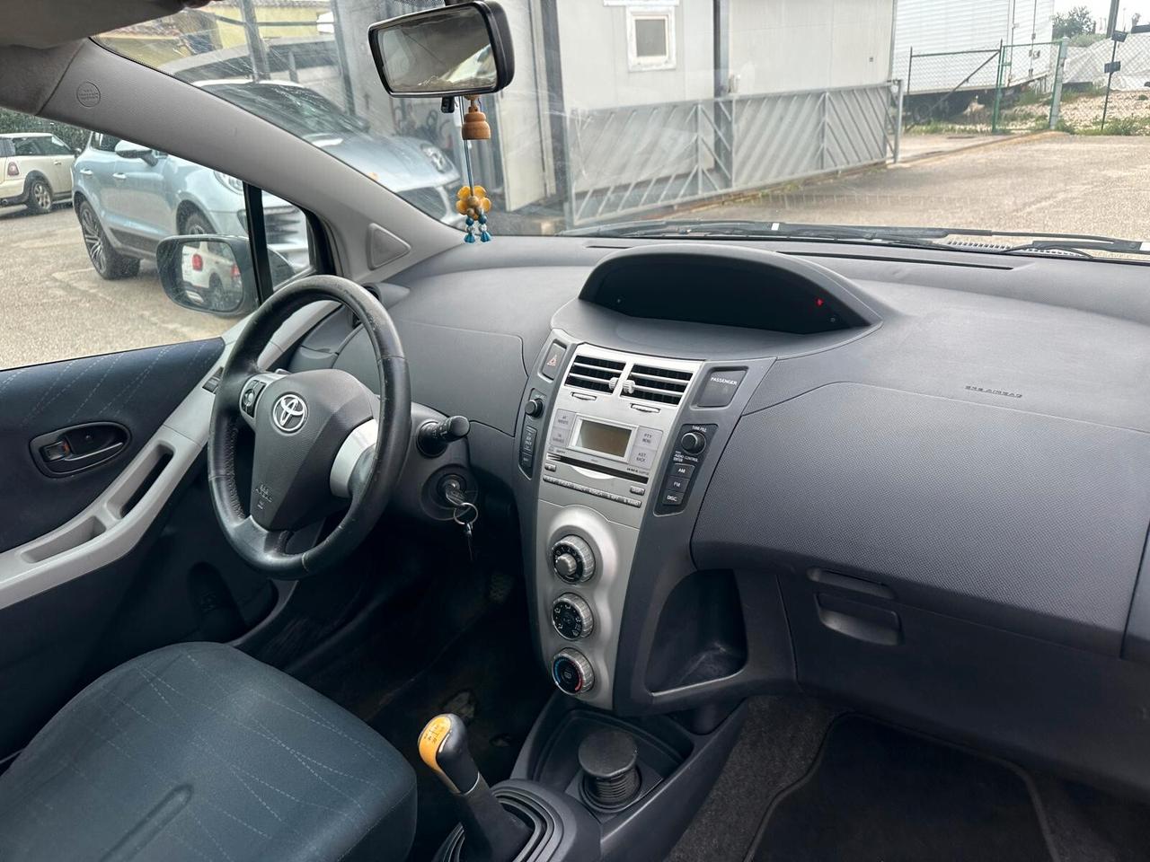 Toyota Yaris 1.0 Benzina