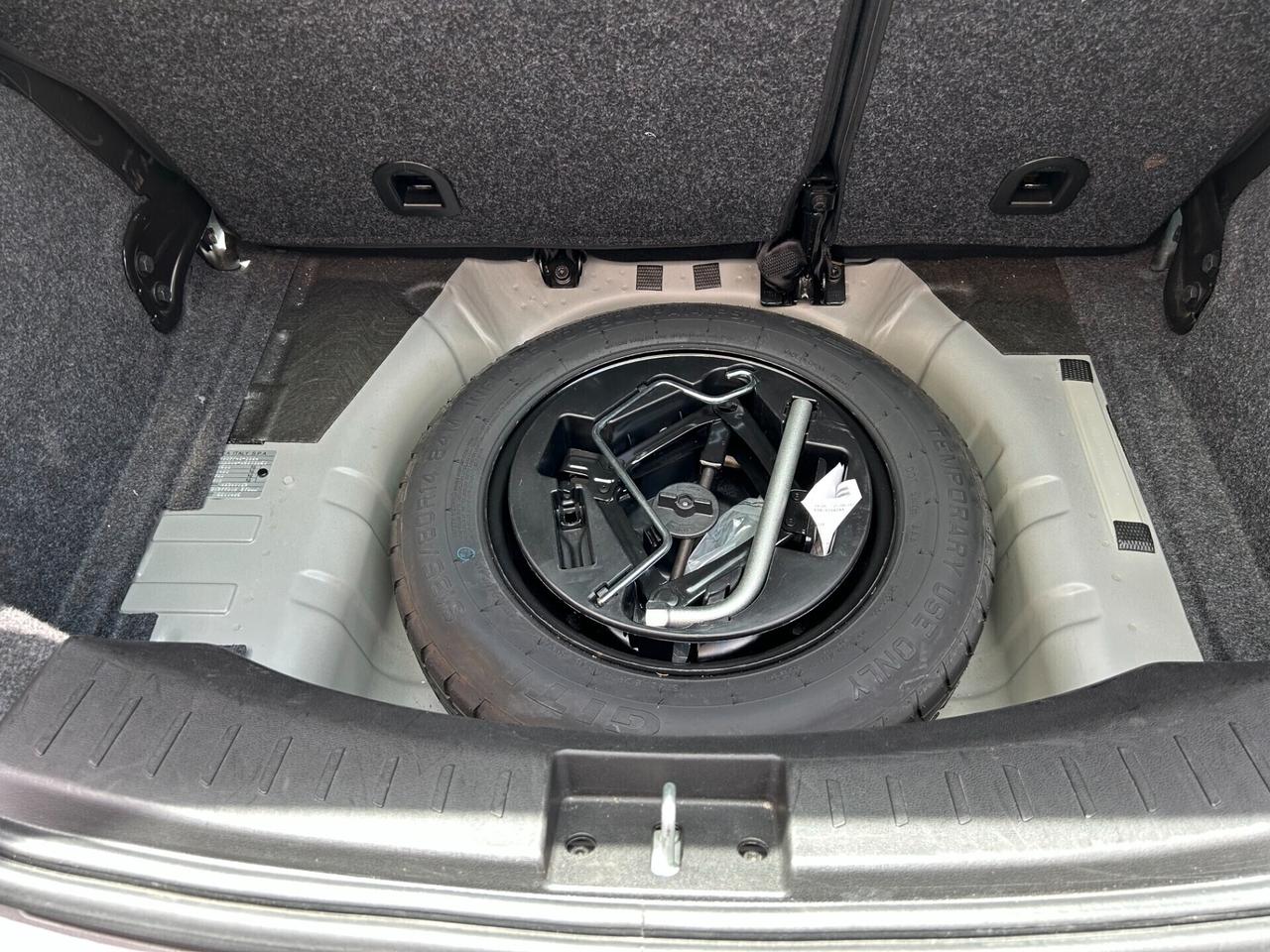 Lancia Ypsilon 1.0 FireFly 5 porte S&S Hybrid Gold