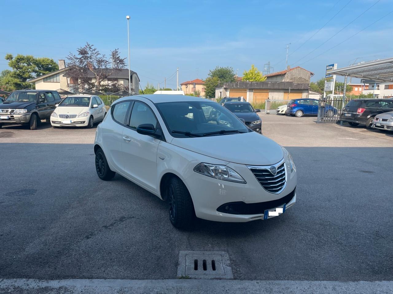 Lancia Ypsilon 1.2 69 CV 5 porte GPL Ecochic Elefantino