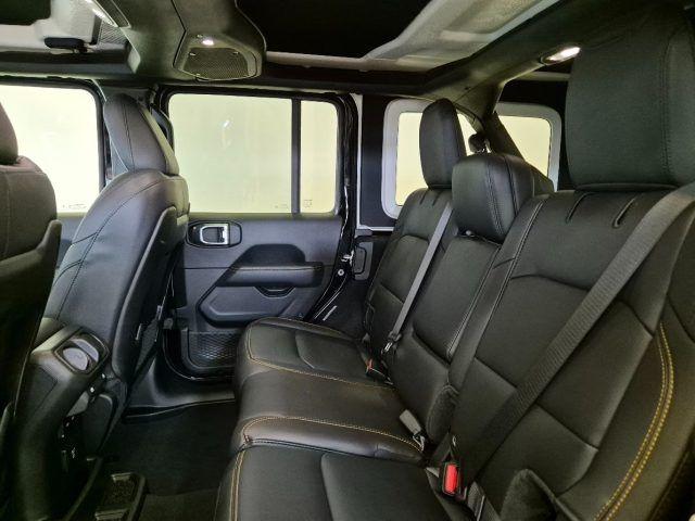 JEEP Wrangler Unlimited 2.0 Turbo Sahara Alpine