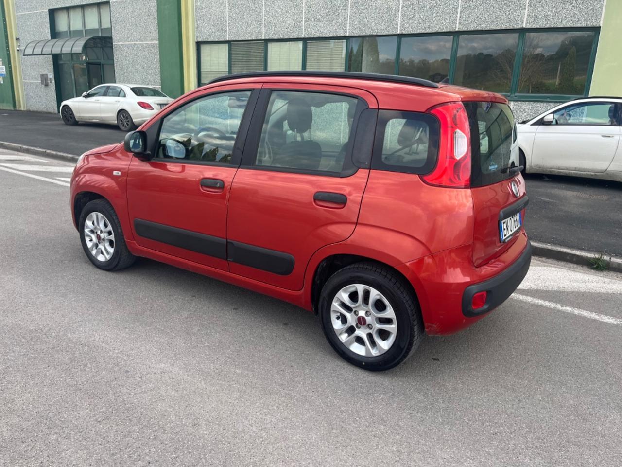 Fiat Panda 1.2 Lounge 2012 84.000 KM